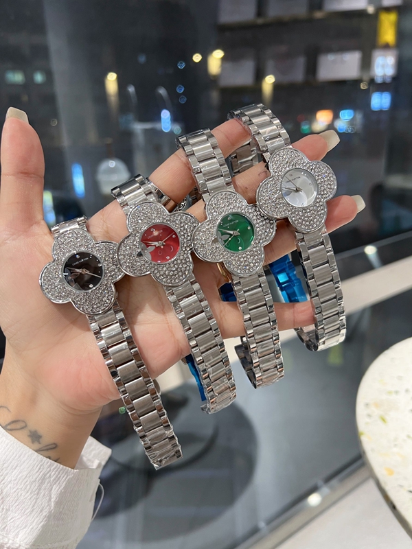 ブランド時計正面デザイン